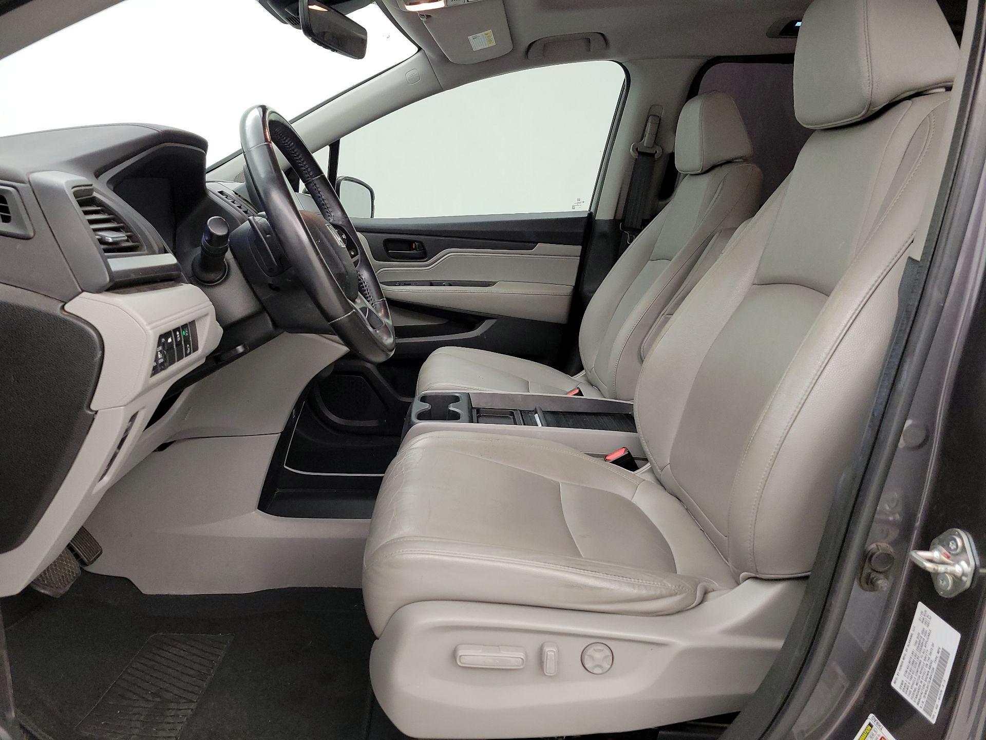 Thumbnail: 2020 Honda Odyssey - 11