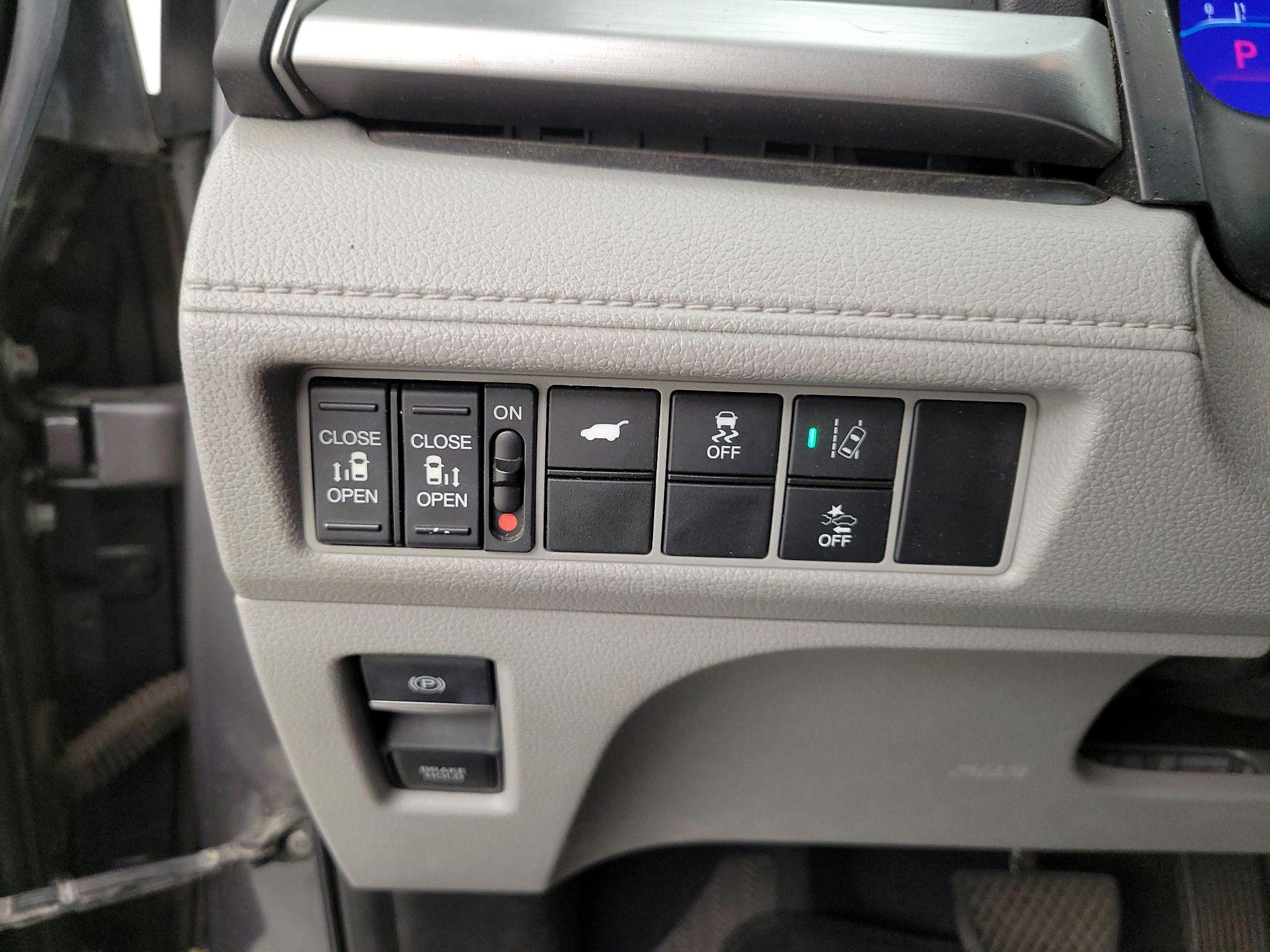 Thumbnail: 2020 Honda Odyssey - 13