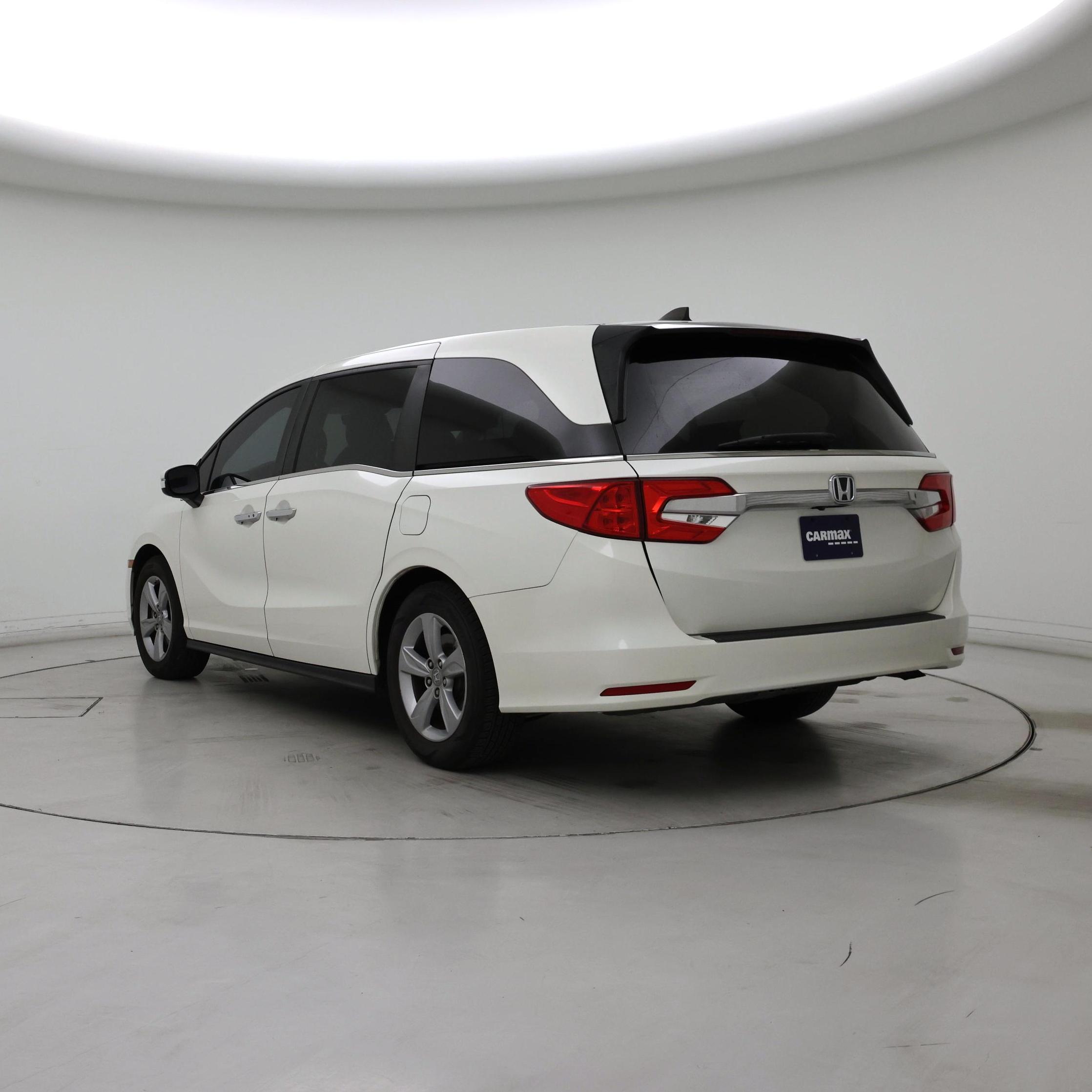 Thumbnail: 2019 Honda Odyssey - 2