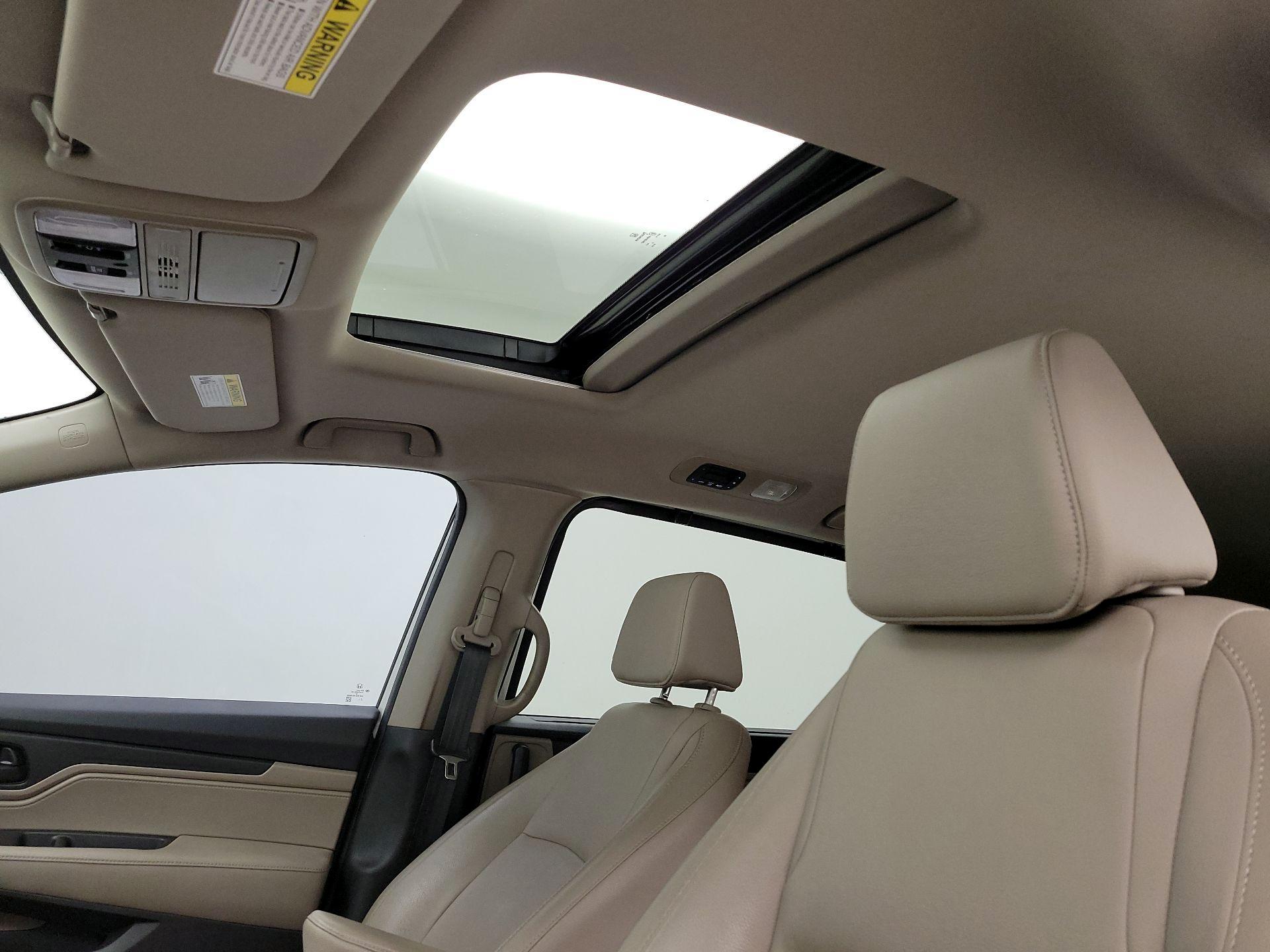 Thumbnail: 2019 Honda Odyssey - 19