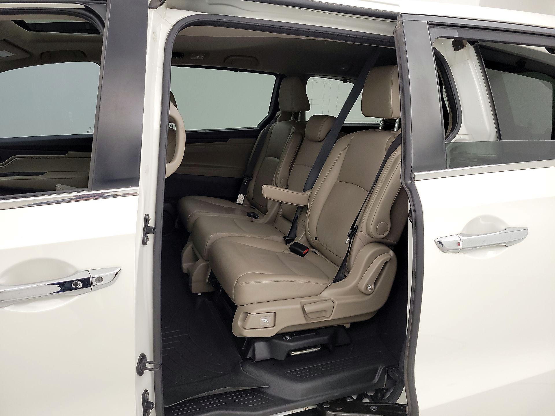 Thumbnail: 2019 Honda Odyssey - 20