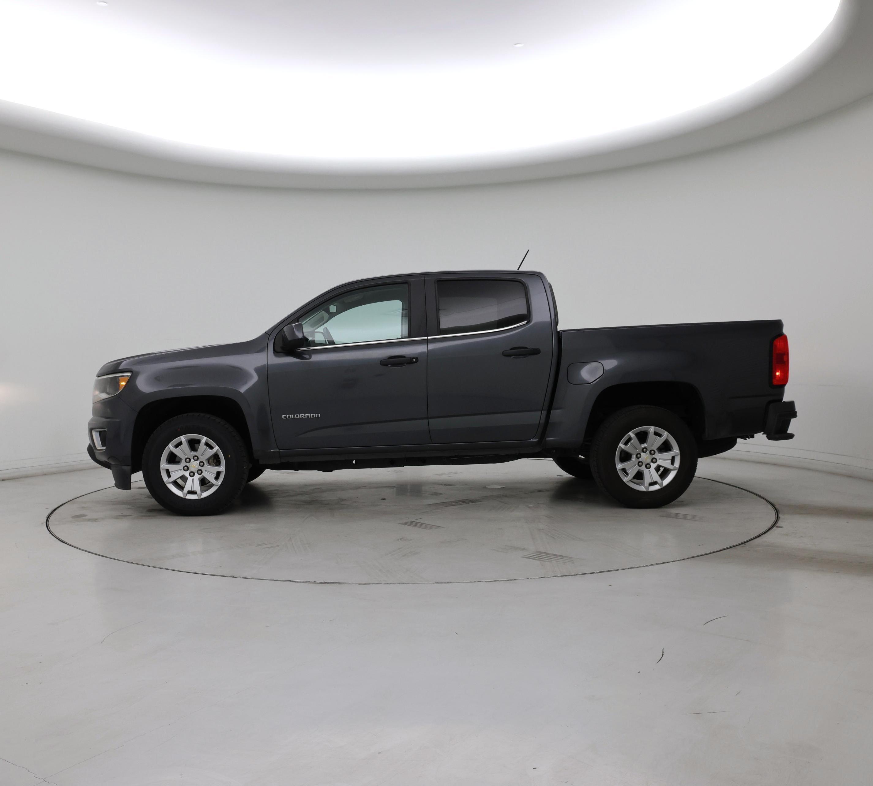 Thumbnail: 2016 Chevrolet Colorado - 3
