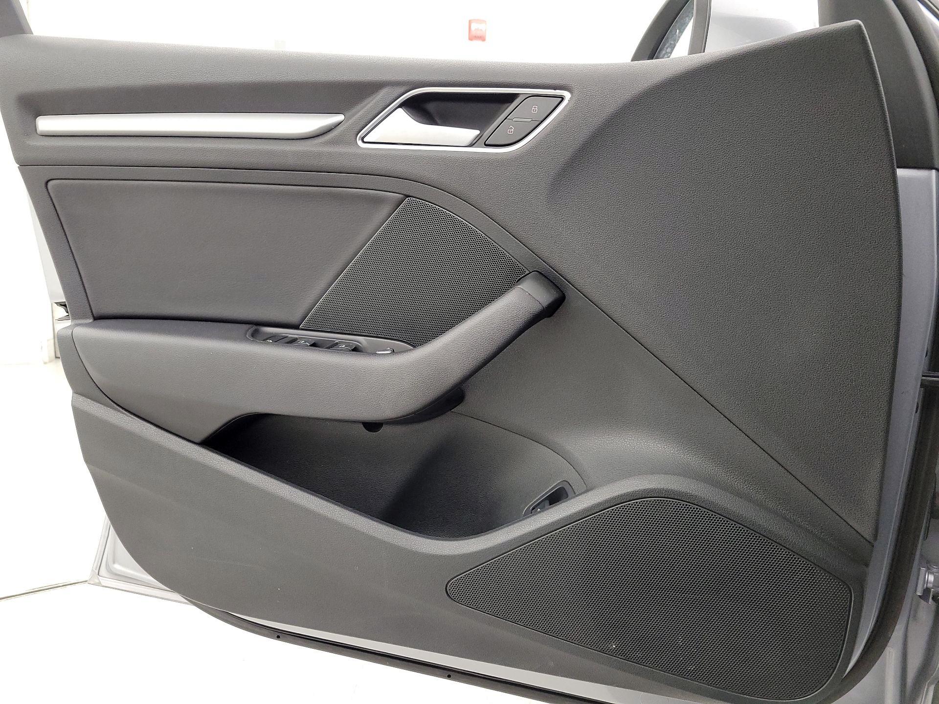 Thumbnail: 2016 Audi A3 - 12