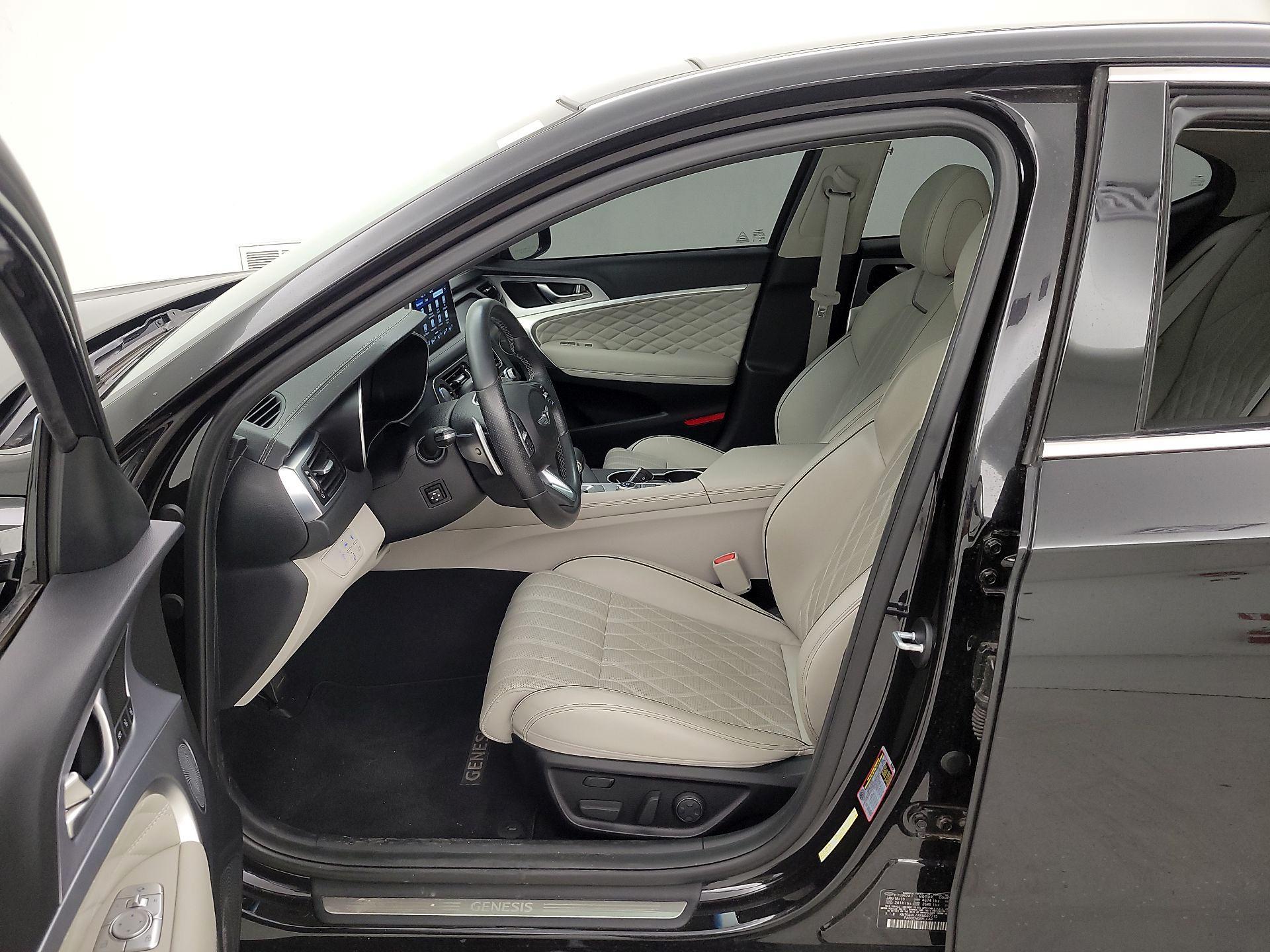 Thumbnail: 2019 Genesis G70 - 11