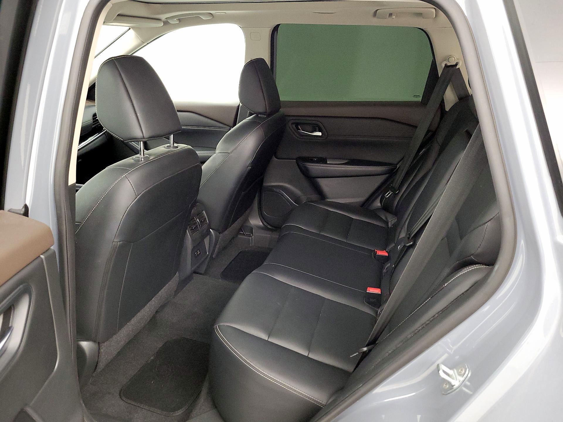 Thumbnail: 2023 Nissan Rogue - 20