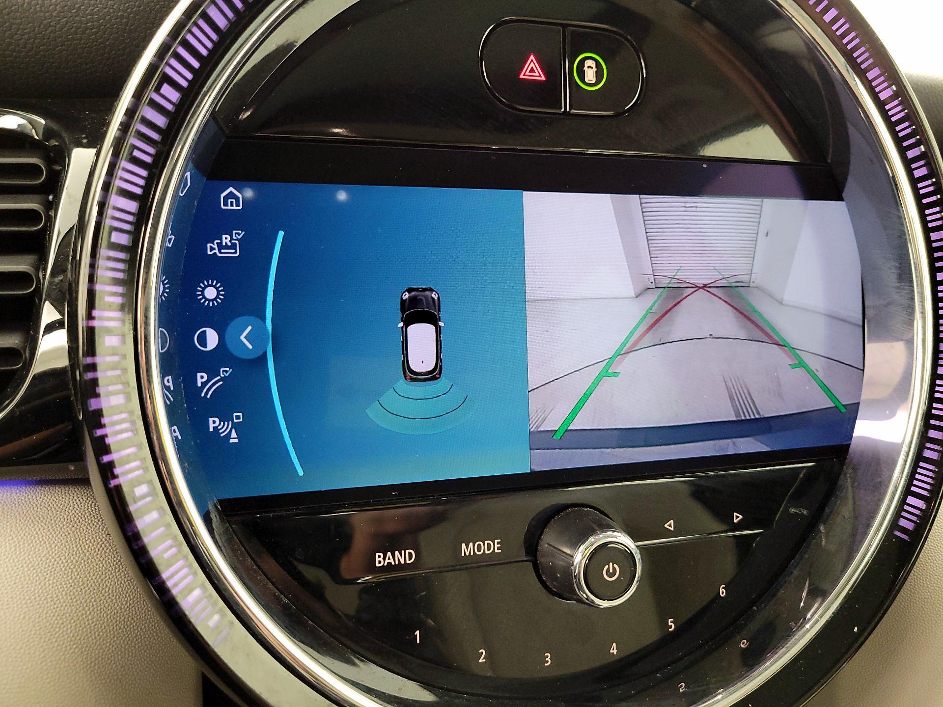 Thumbnail: 2022 MINI Cooper Hardtop - 15