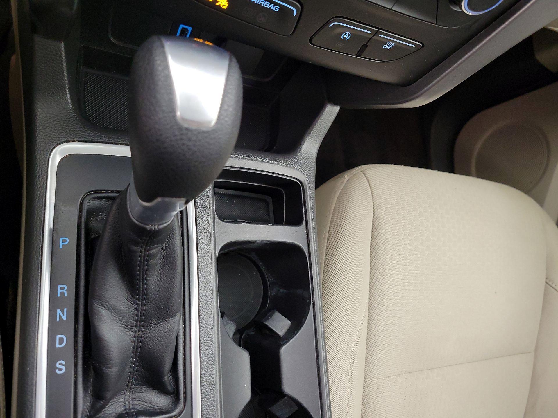 Thumbnail: 2017 Ford Escape - 15