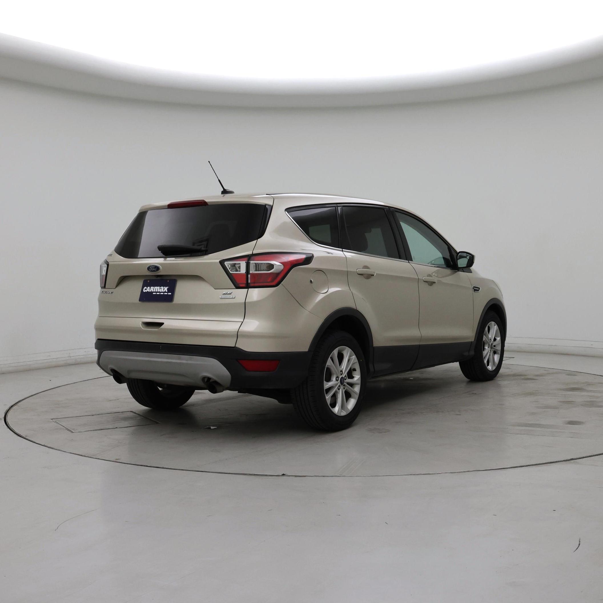 Thumbnail: 2017 Ford Escape - 8