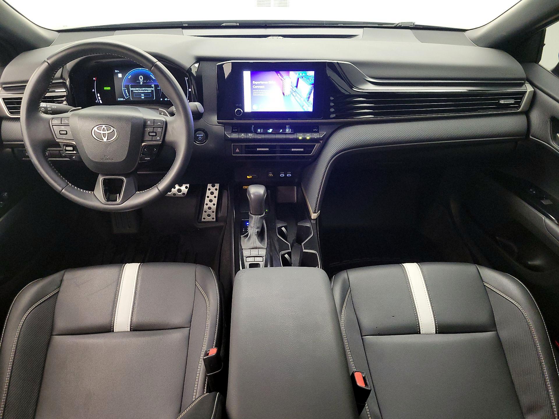 Thumbnail: 2025 Toyota Camry - 9