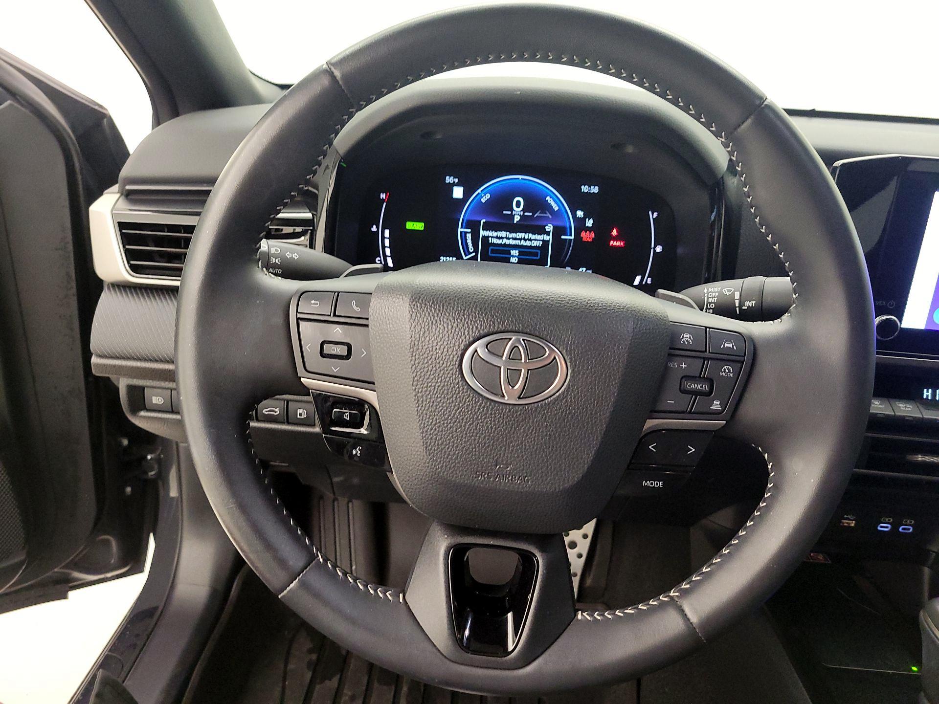 Thumbnail: 2025 Toyota Camry - 10