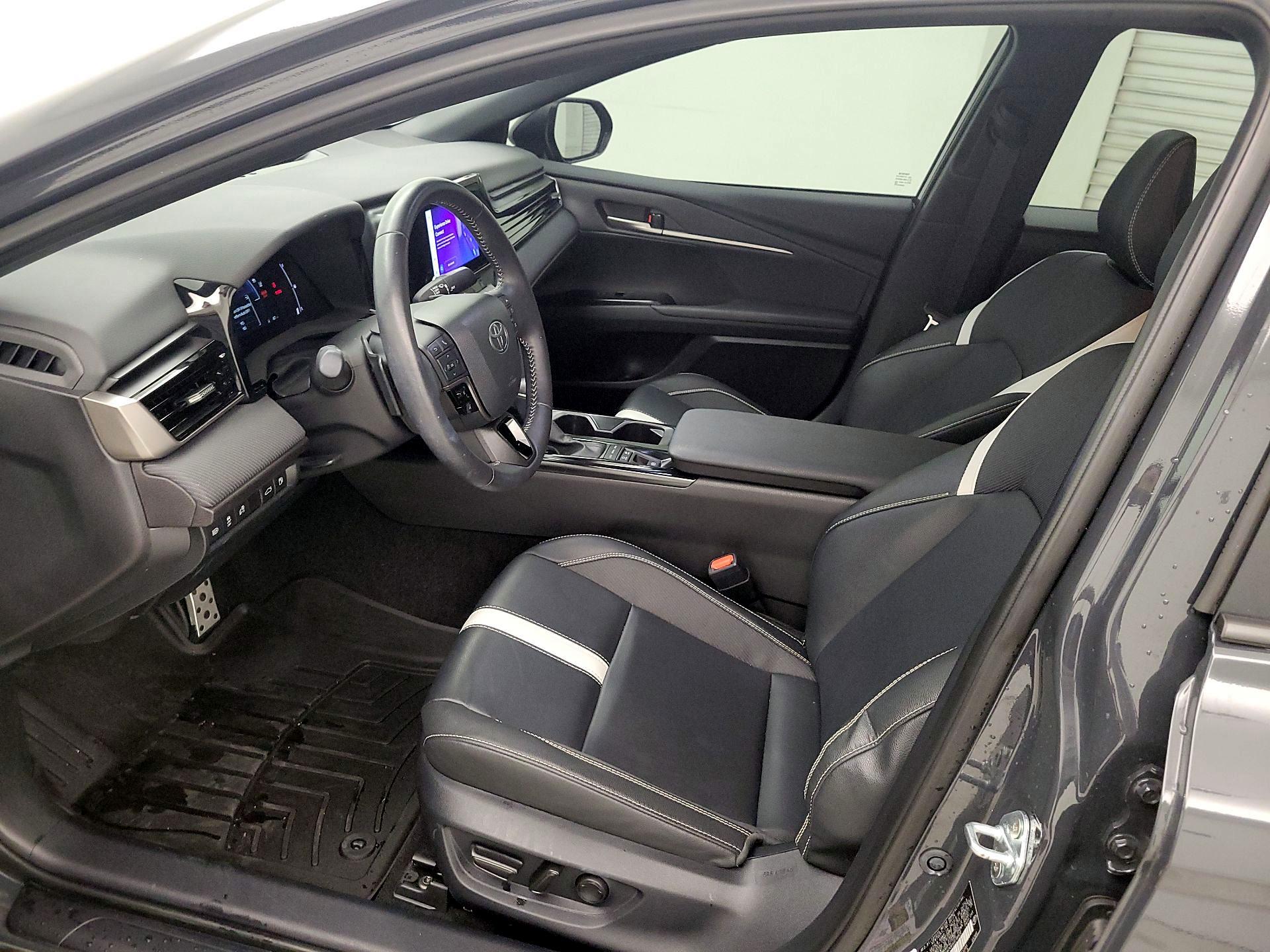 Thumbnail: 2025 Toyota Camry - 11