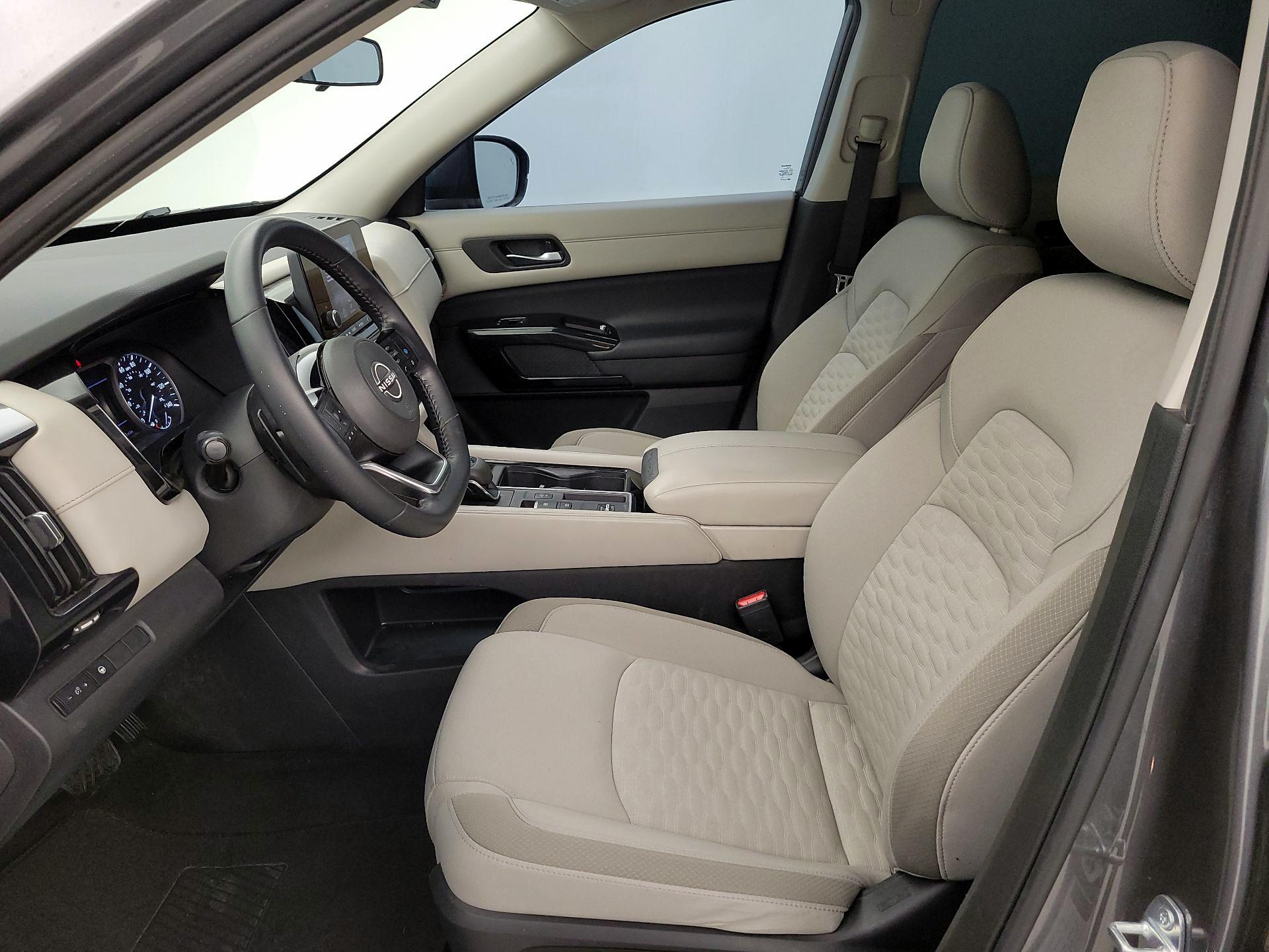 Thumbnail: 2022 Nissan Pathfinder - 11