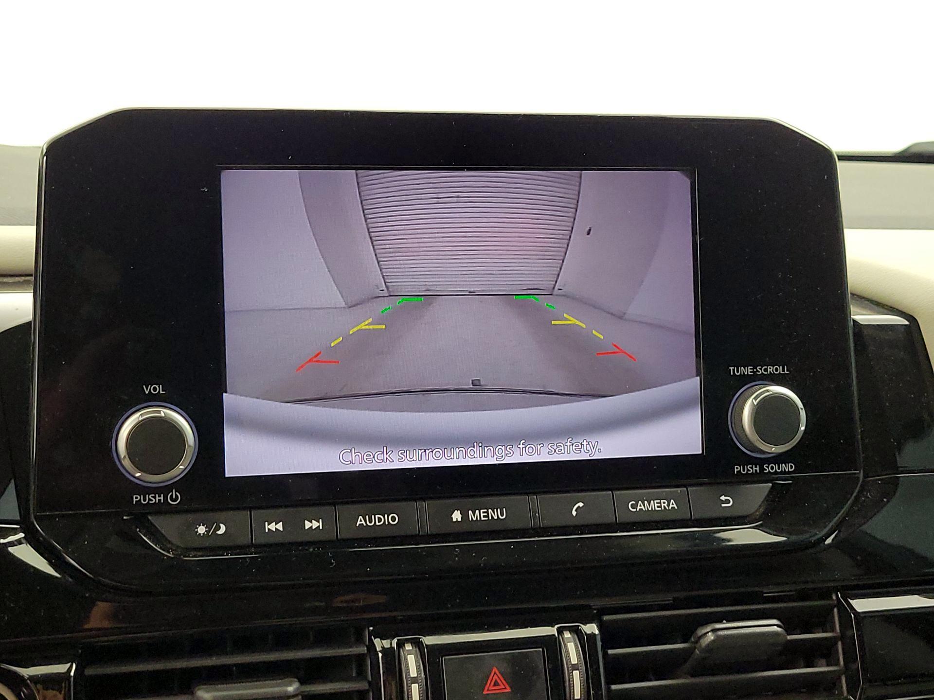 Thumbnail: 2022 Nissan Pathfinder - 14