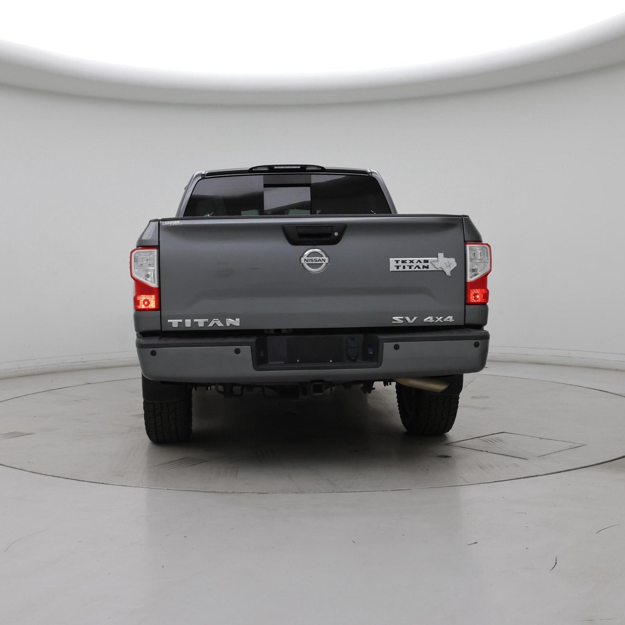 Thumbnail: 2017 Nissan Titan - 6