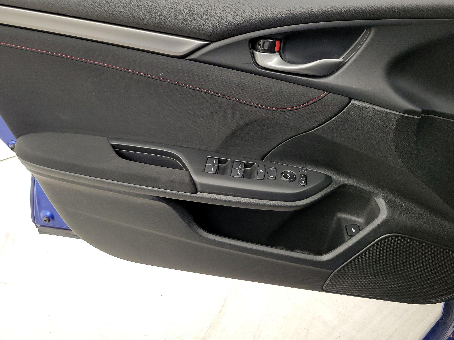 Thumbnail: 2018 Honda Civic - 12