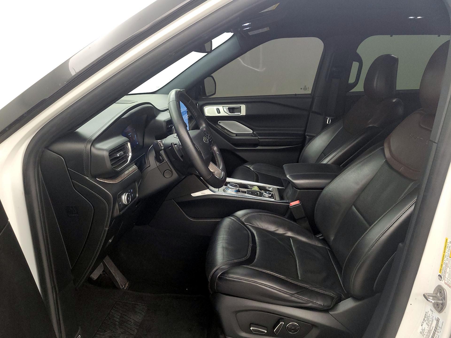 Thumbnail: 2020 Ford Explorer - 11