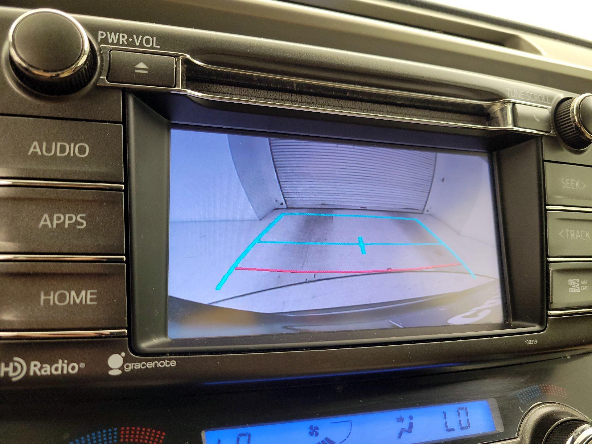 Thumbnail: 2015 Toyota RAV4 - 14