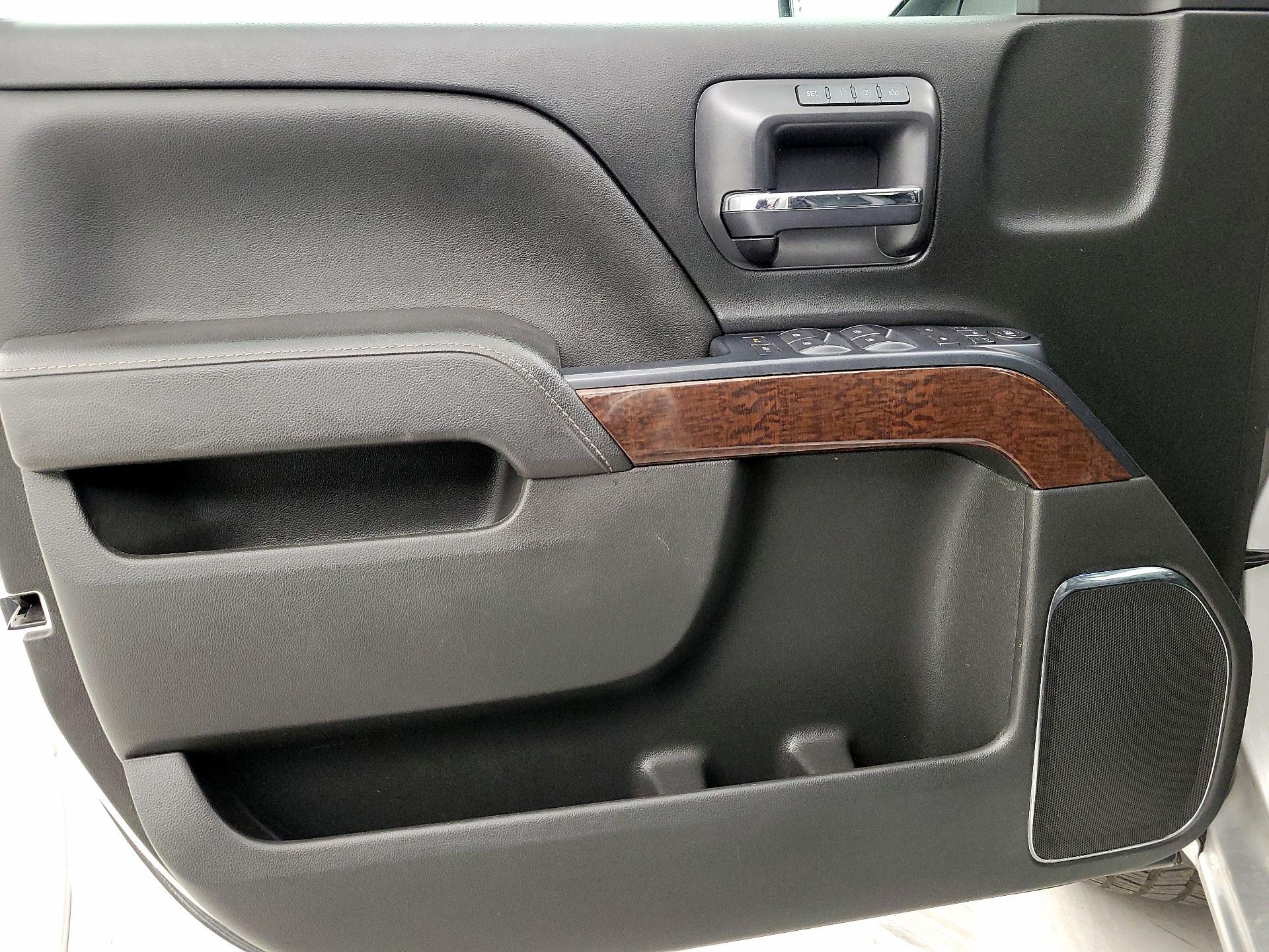 Thumbnail: 2017 GMC Sierra 1500 - 12