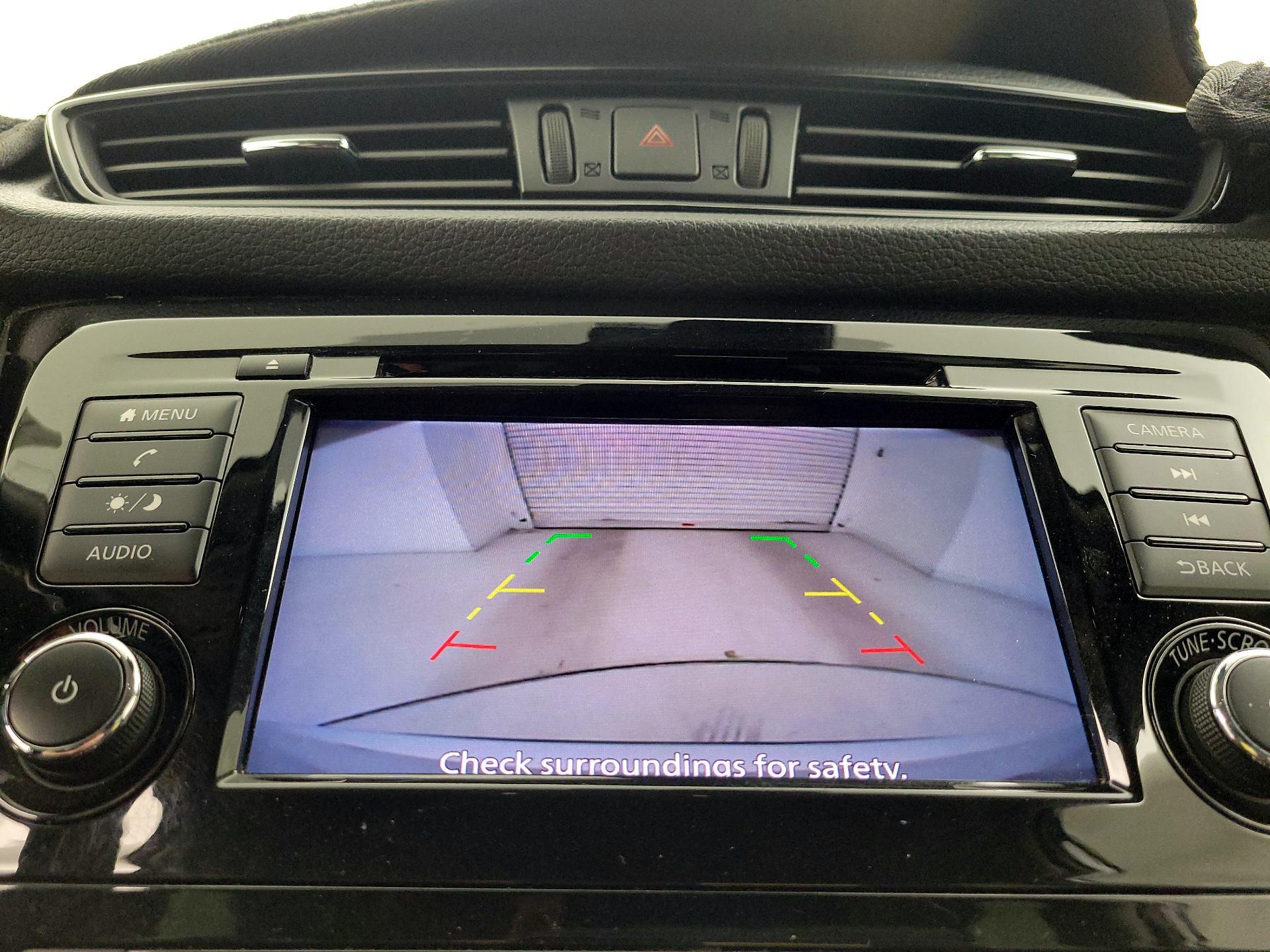 Thumbnail: 2020 Nissan Rogue - 14