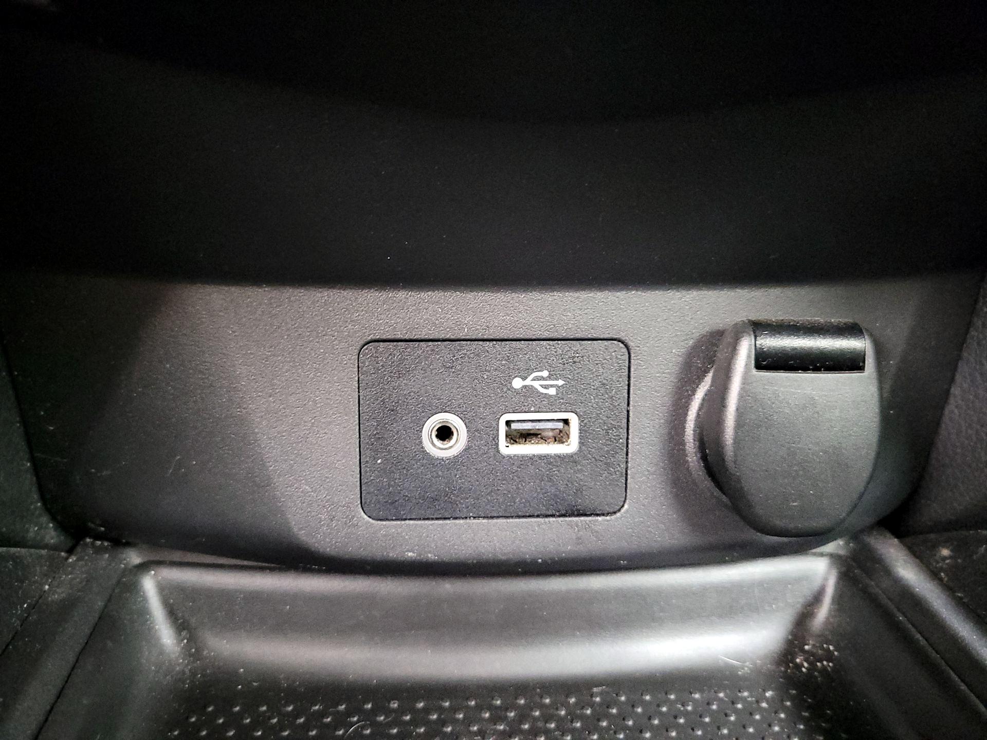 Thumbnail: 2020 Nissan Rogue - 18