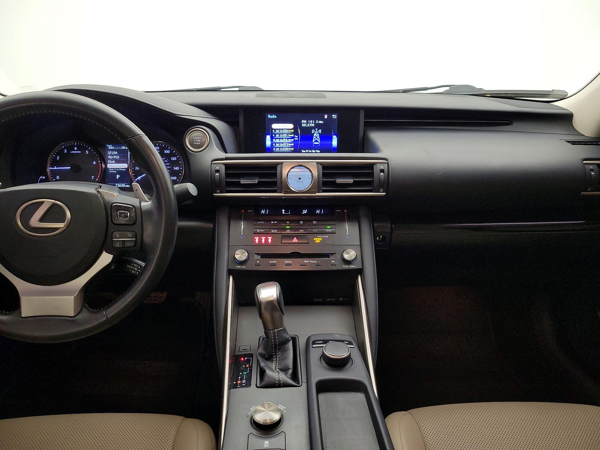 Thumbnail: 2018 Lexus IS - 9