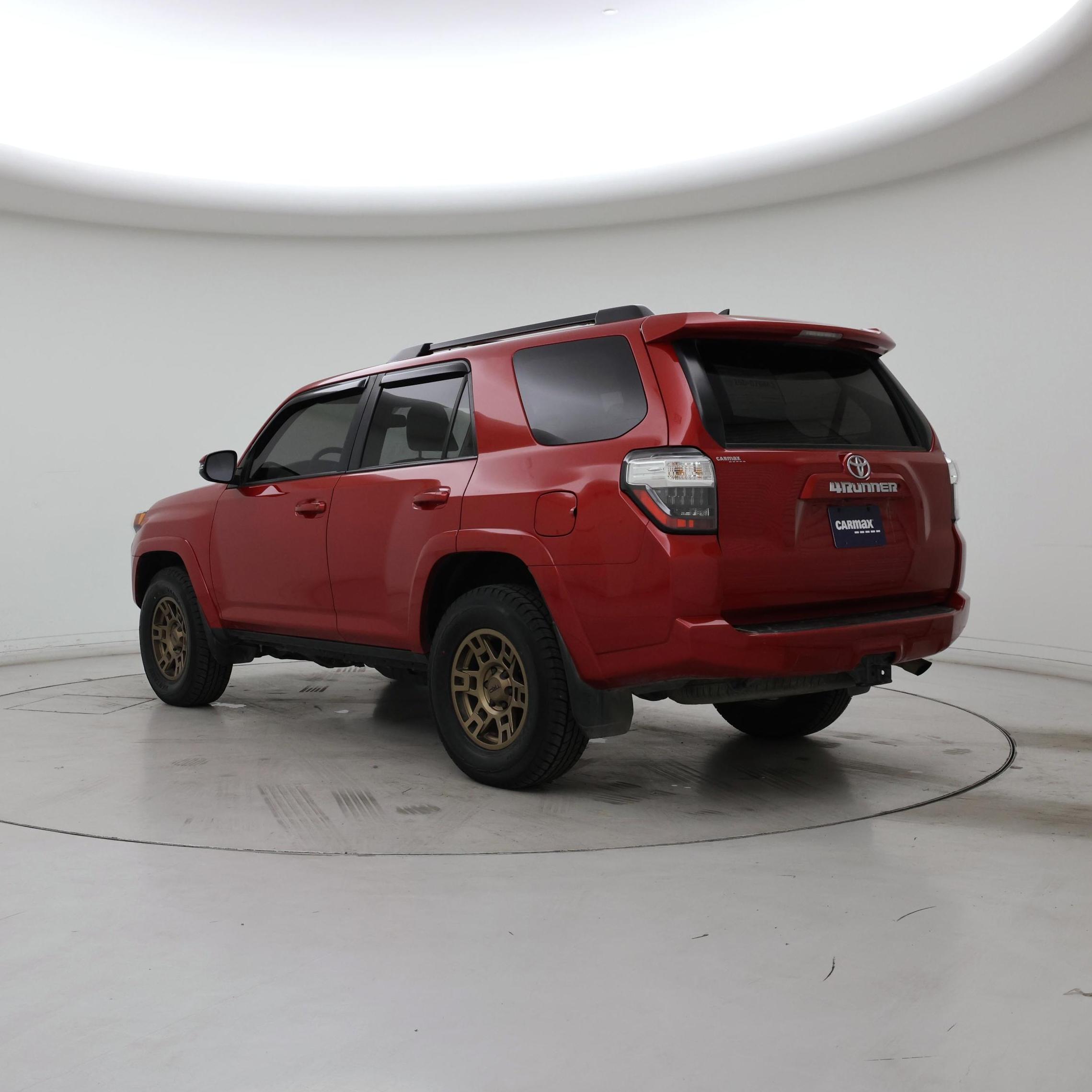 Thumbnail: 2015 Toyota 4Runner - 2