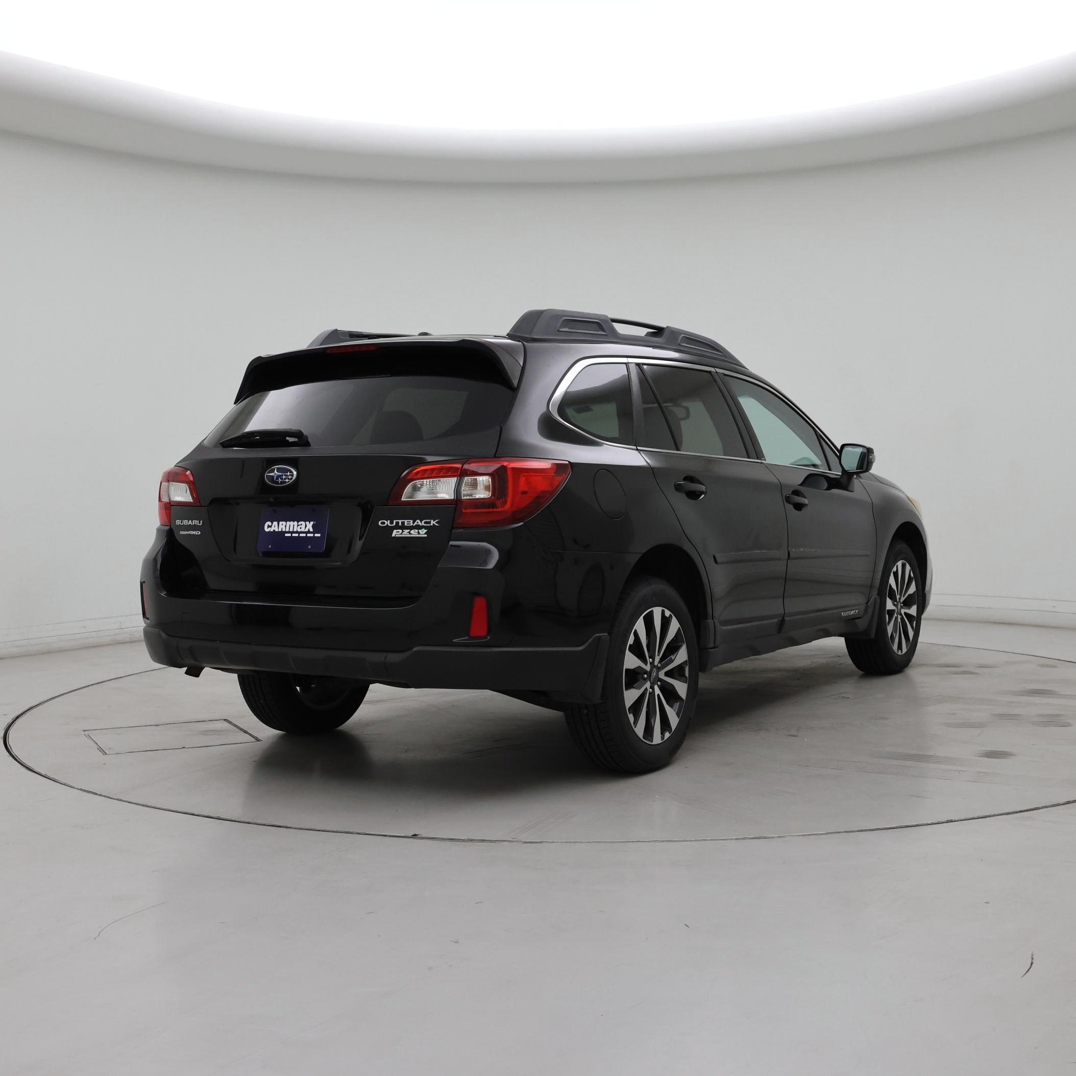 Thumbnail: 2015 Subaru Outback - 8