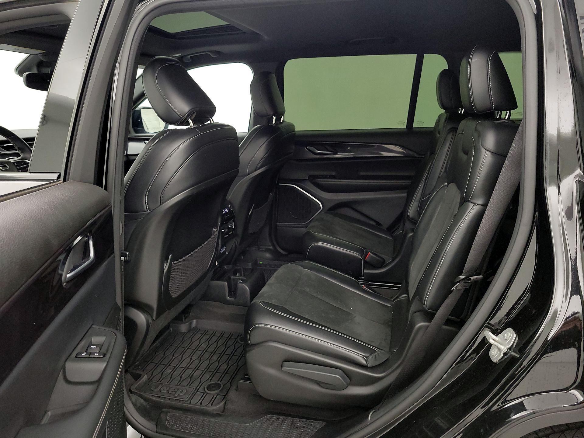 Thumbnail: 2021 Jeep Grand Cherokee L - 20