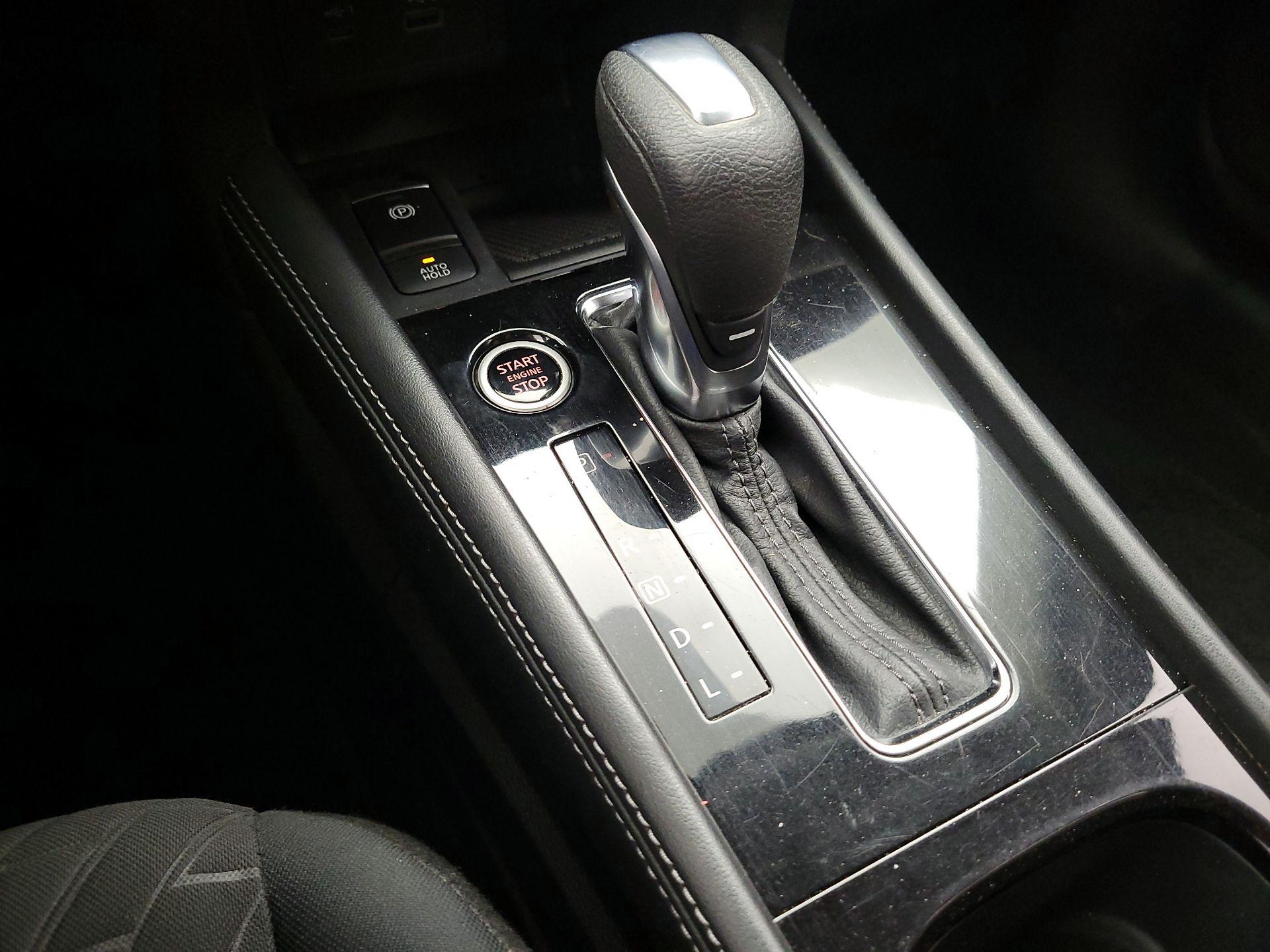 Thumbnail: 2023 Nissan Kicks - 15