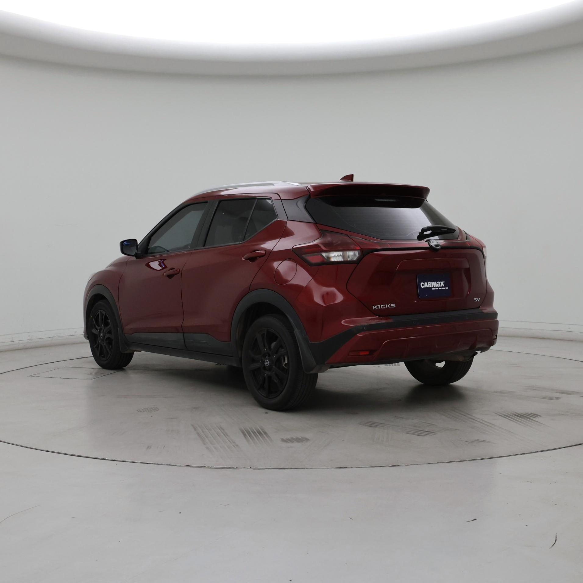Thumbnail: 2023 Nissan Kicks - 2