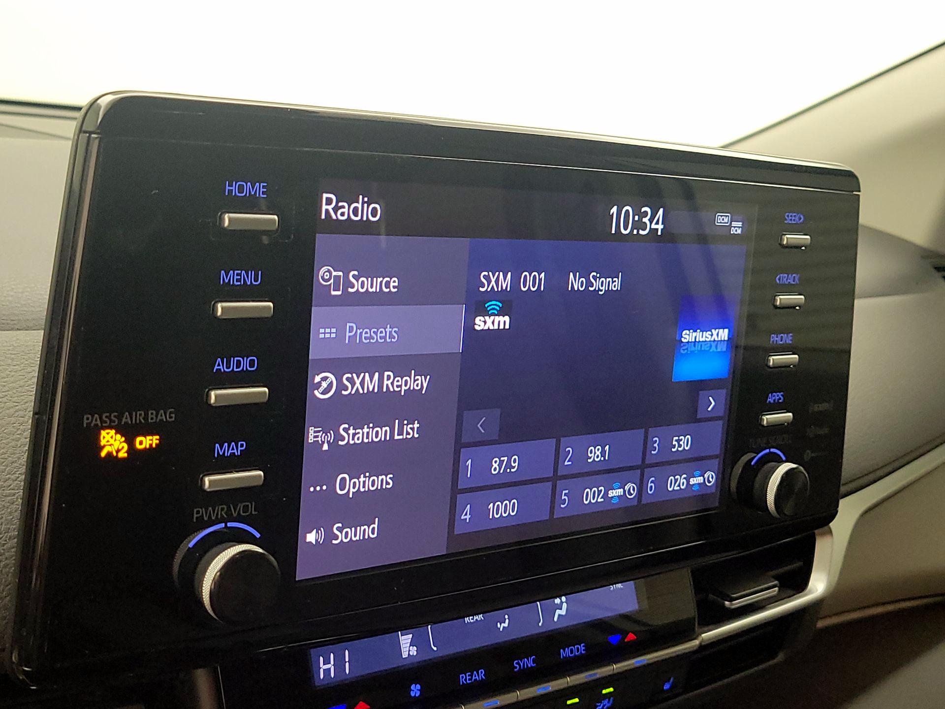 Thumbnail: 2021 Toyota Sienna - 15