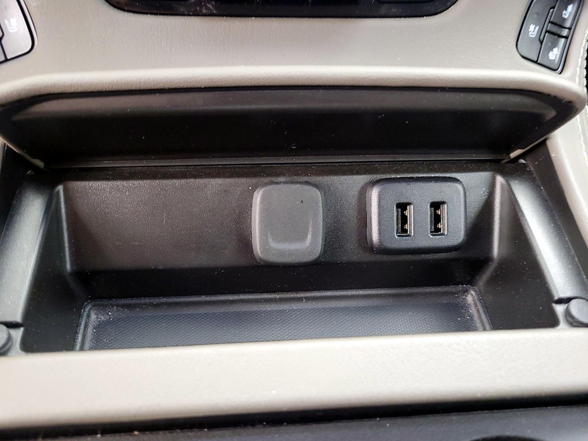 Thumbnail: 2019 GMC Yukon - 18