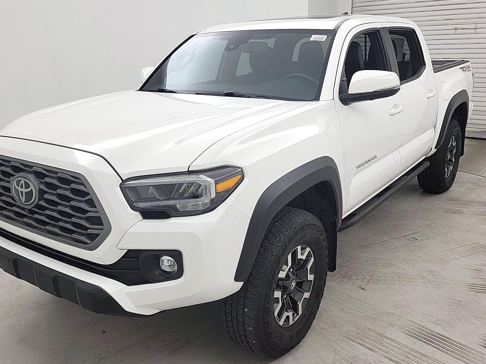 Thumbnail: 2023 Toyota Tacoma - 3