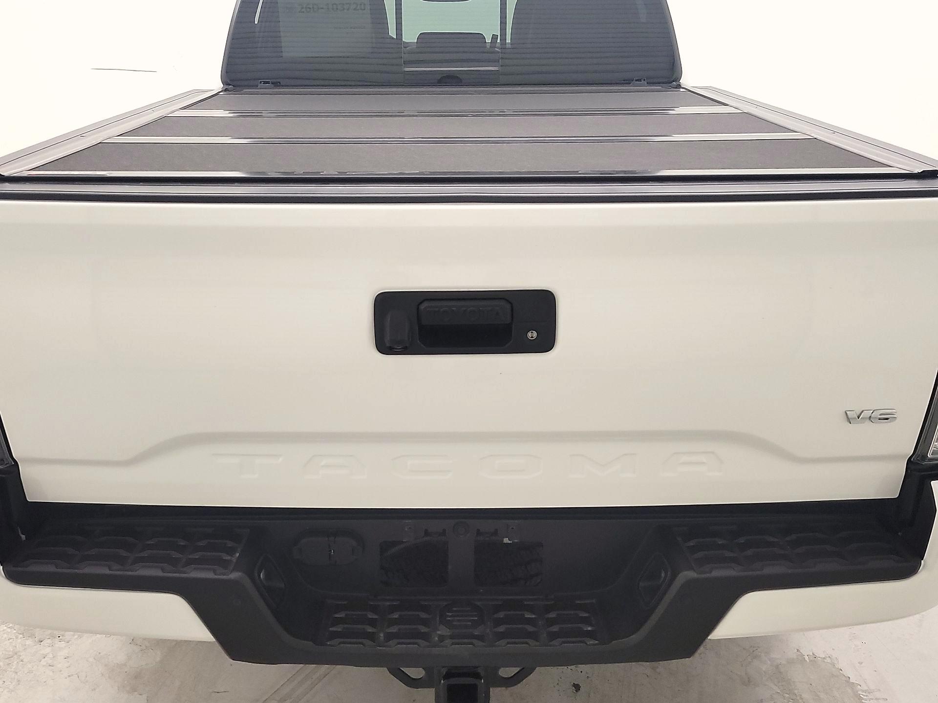 Thumbnail: 2023 Toyota Tacoma - 6