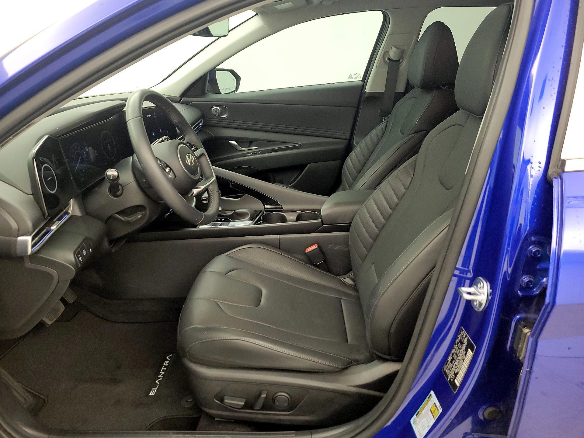 Thumbnail: 2025 Hyundai Elantra - 11