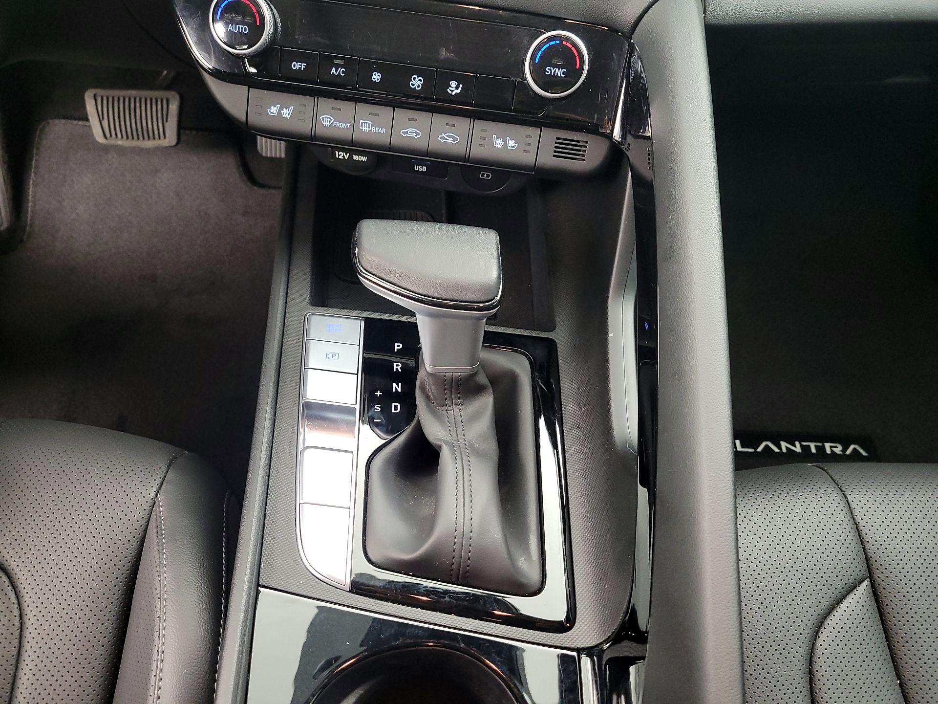 Thumbnail: 2025 Hyundai Elantra - 18