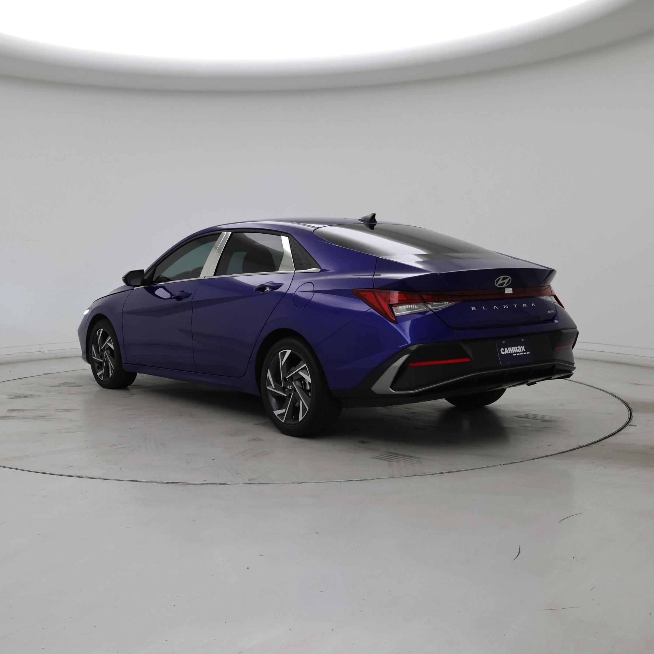 Thumbnail: 2025 Hyundai Elantra - 2