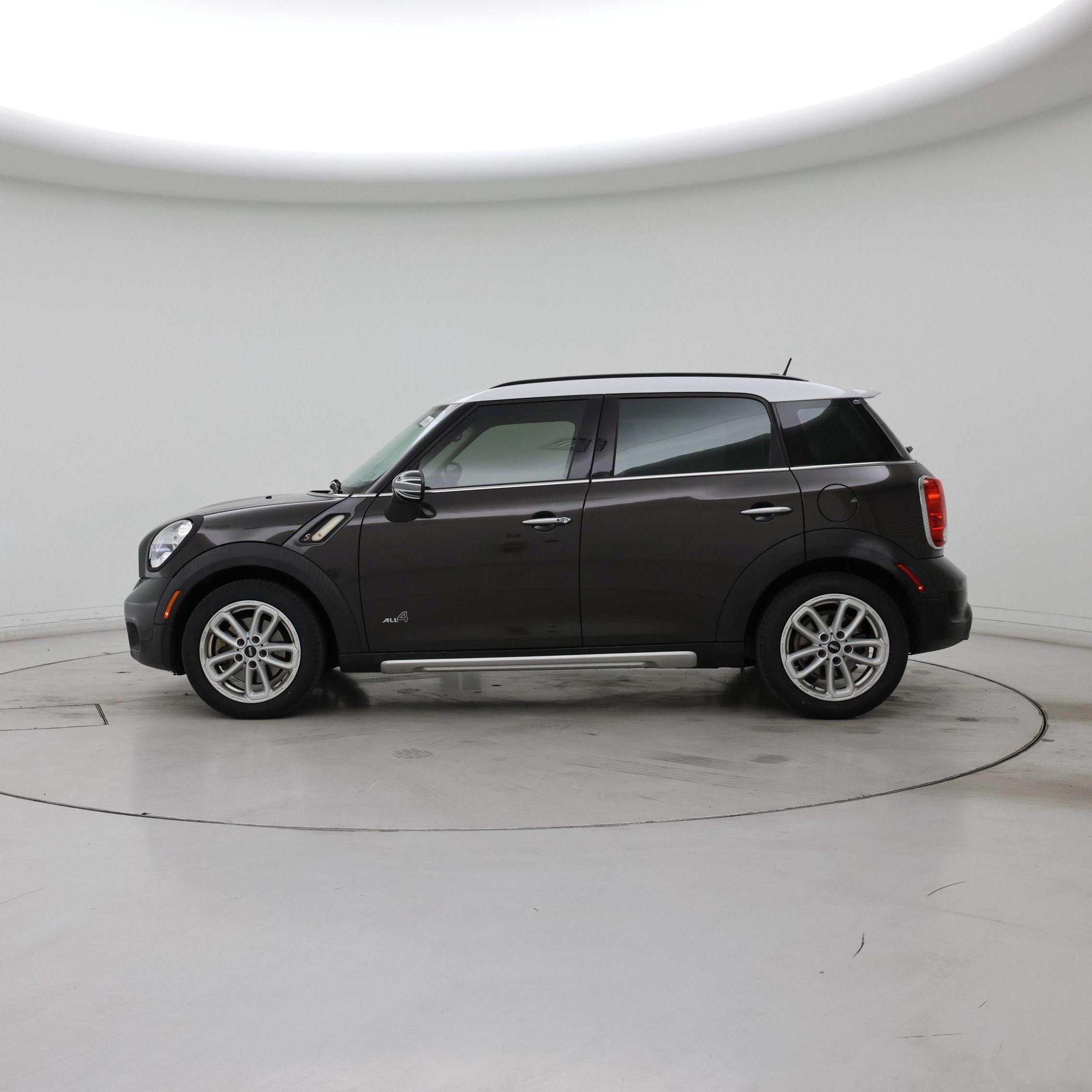 Thumbnail: 2016 MINI Cooper Countryman - 3
