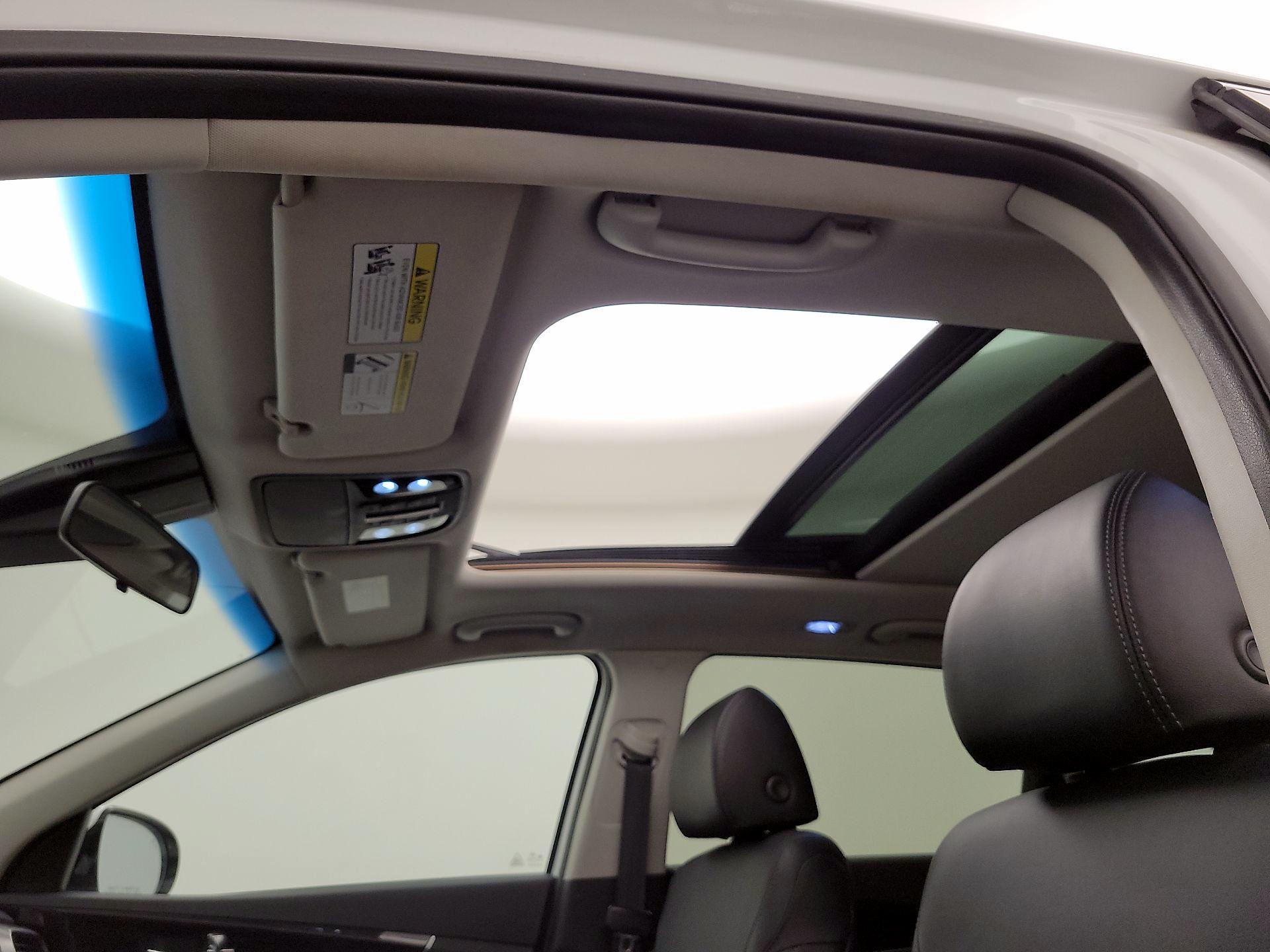 Thumbnail: 2020 Kia Sorento - 19
