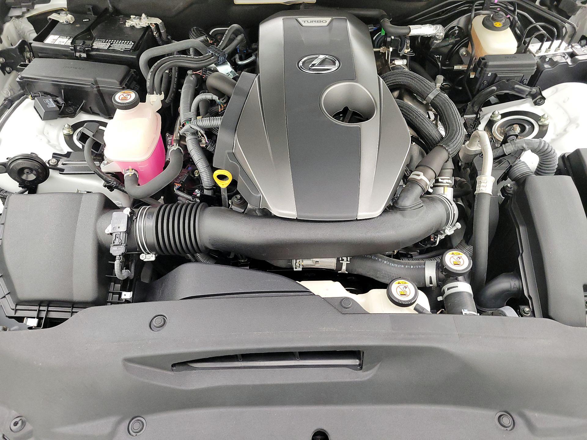 Thumbnail: 2020 Lexus IS - 17