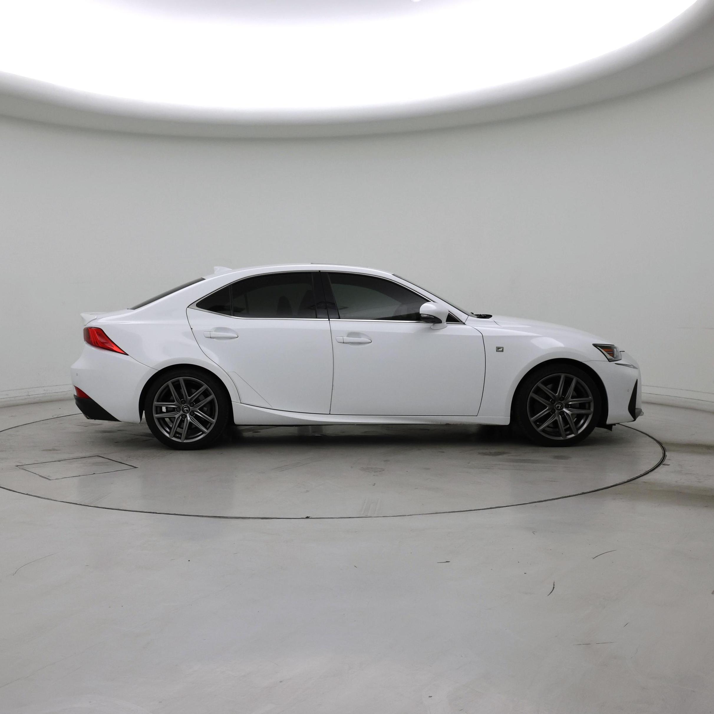 Thumbnail: 2020 Lexus IS - 7