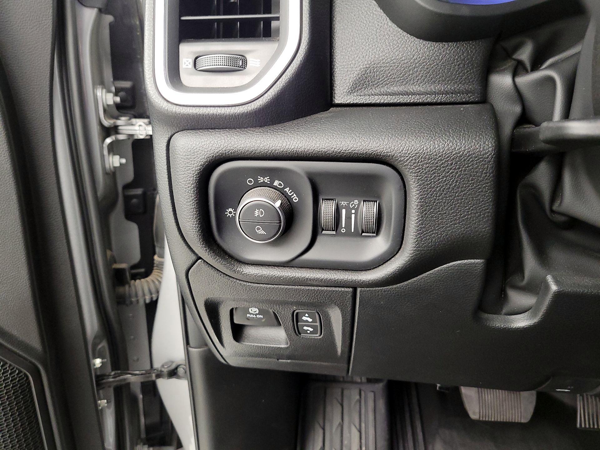 Thumbnail: 2025 RAM 1500 - 13