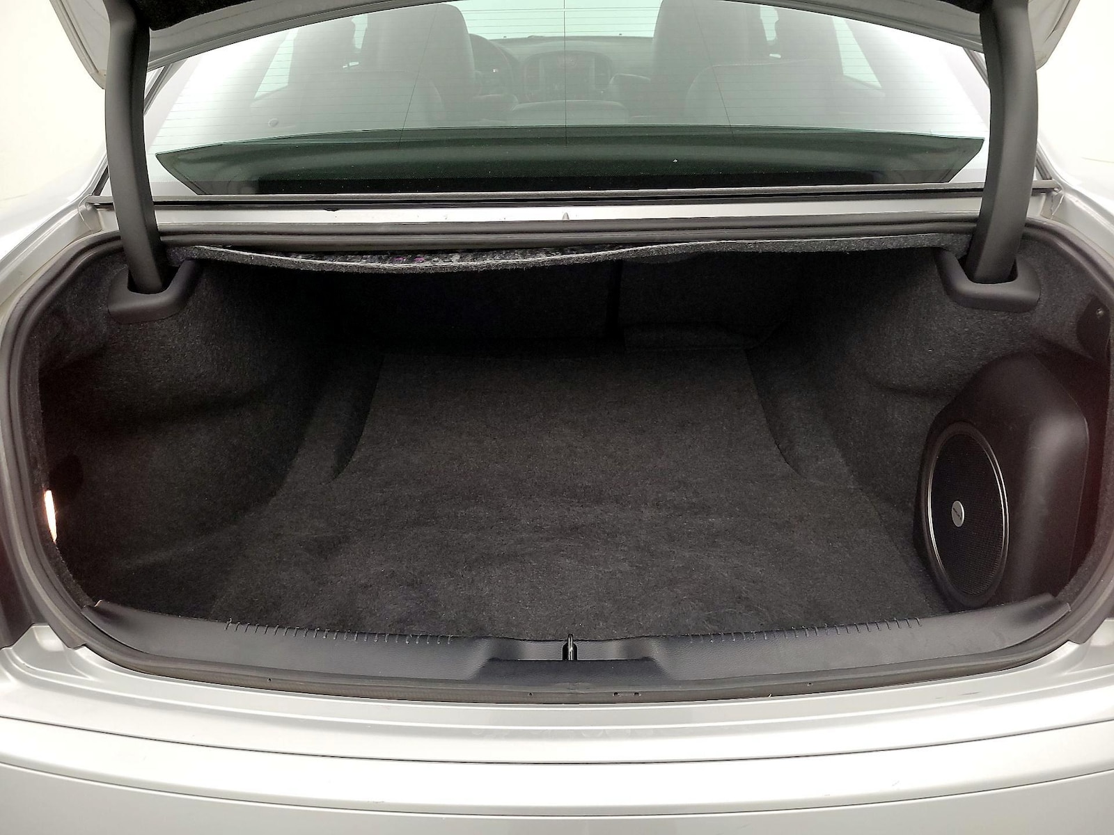 2023 Chrysler 300 S - Photo 17