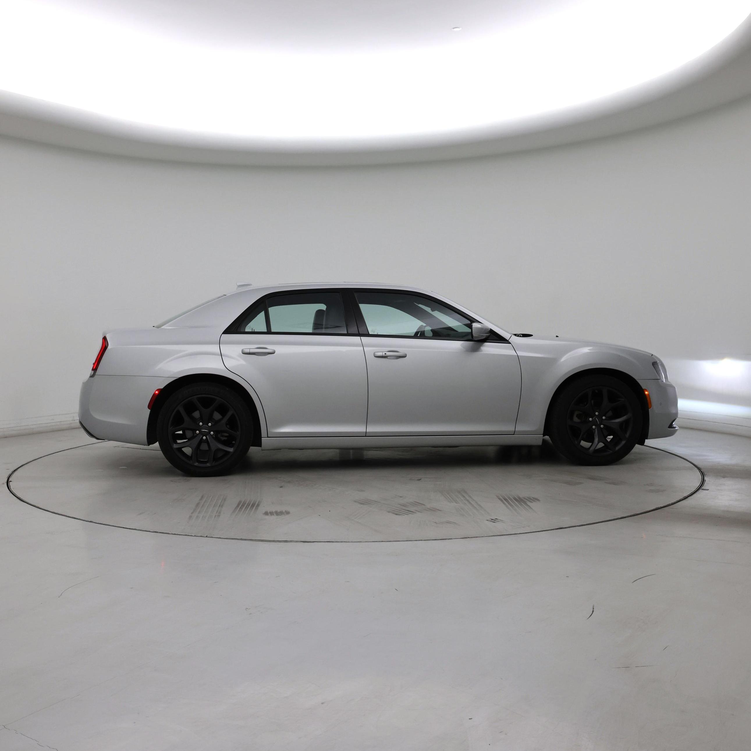 Thumbnail: 2023 Chrysler 300 - 7