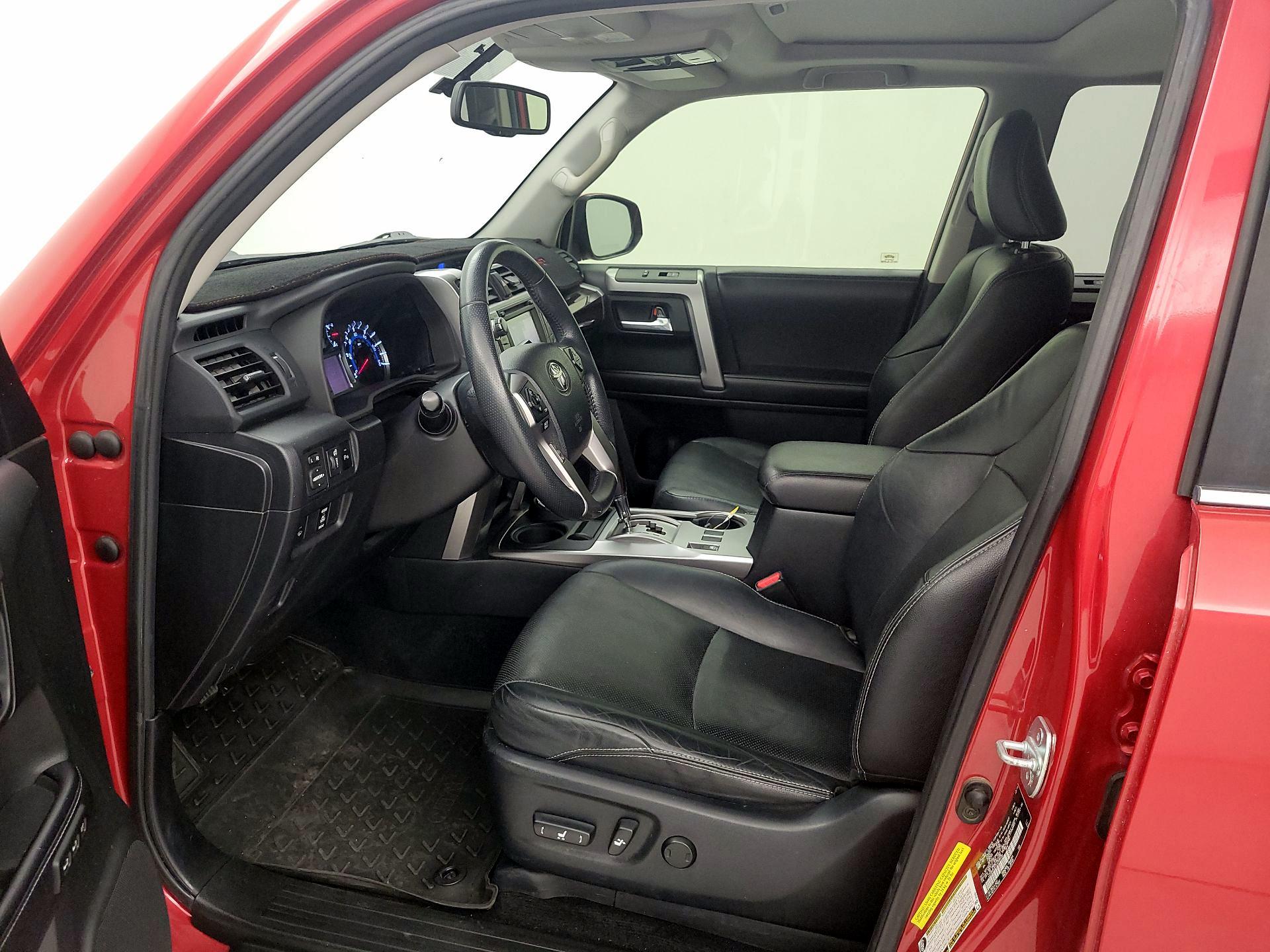 Thumbnail: 2016 Toyota 4Runner - 11