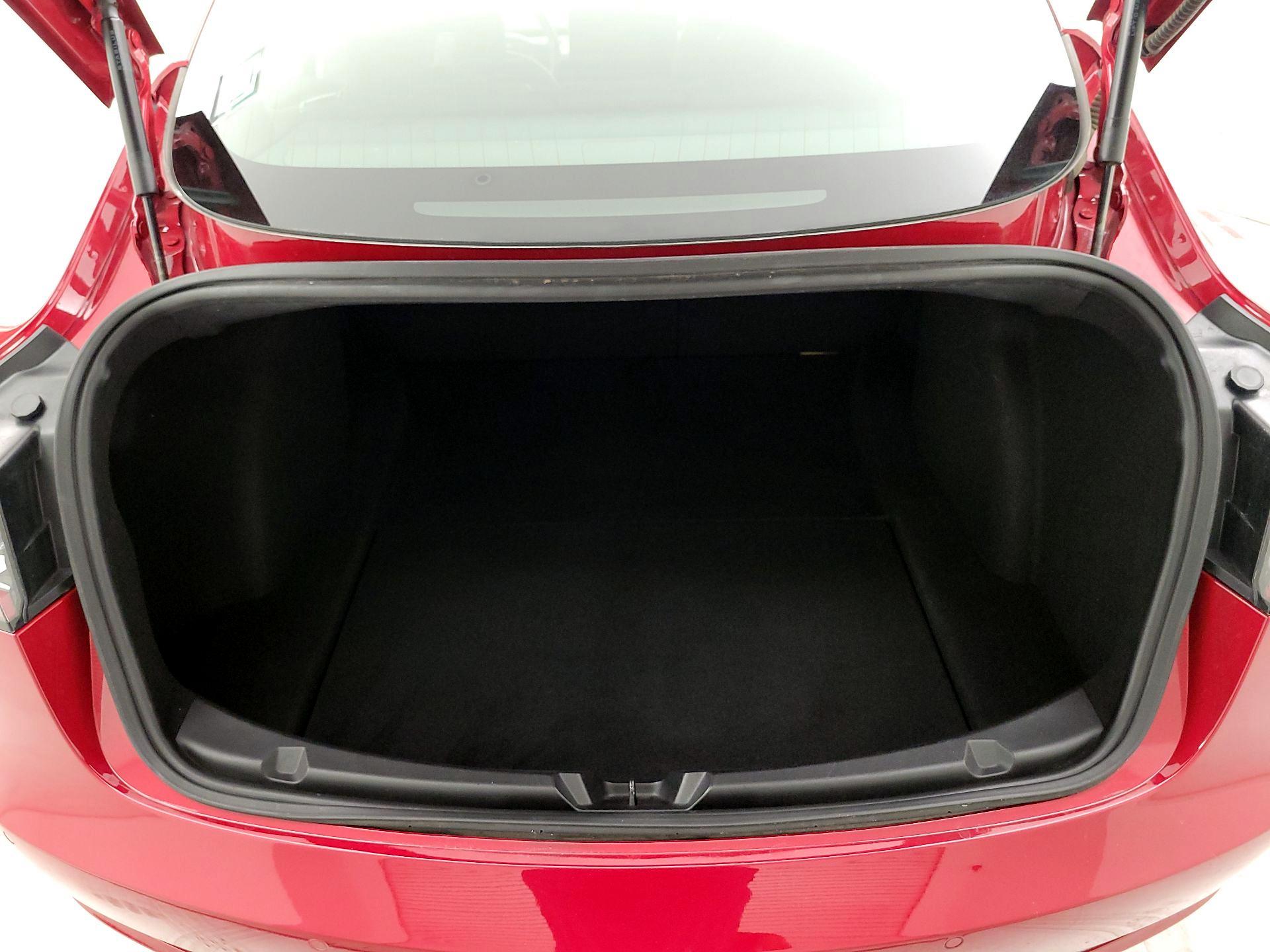 Thumbnail: 2019 Tesla Model 3 - 16