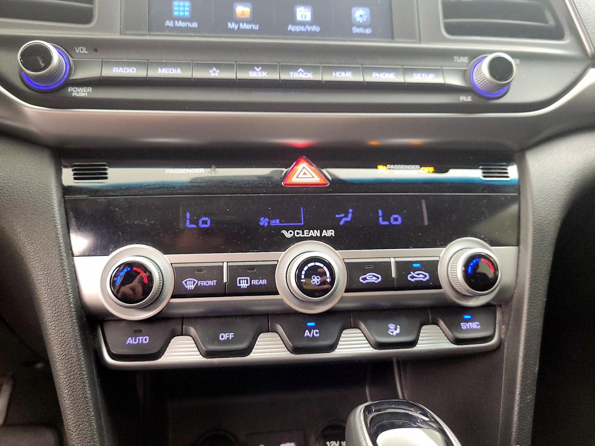 Thumbnail: 2019 Hyundai Elantra - 16