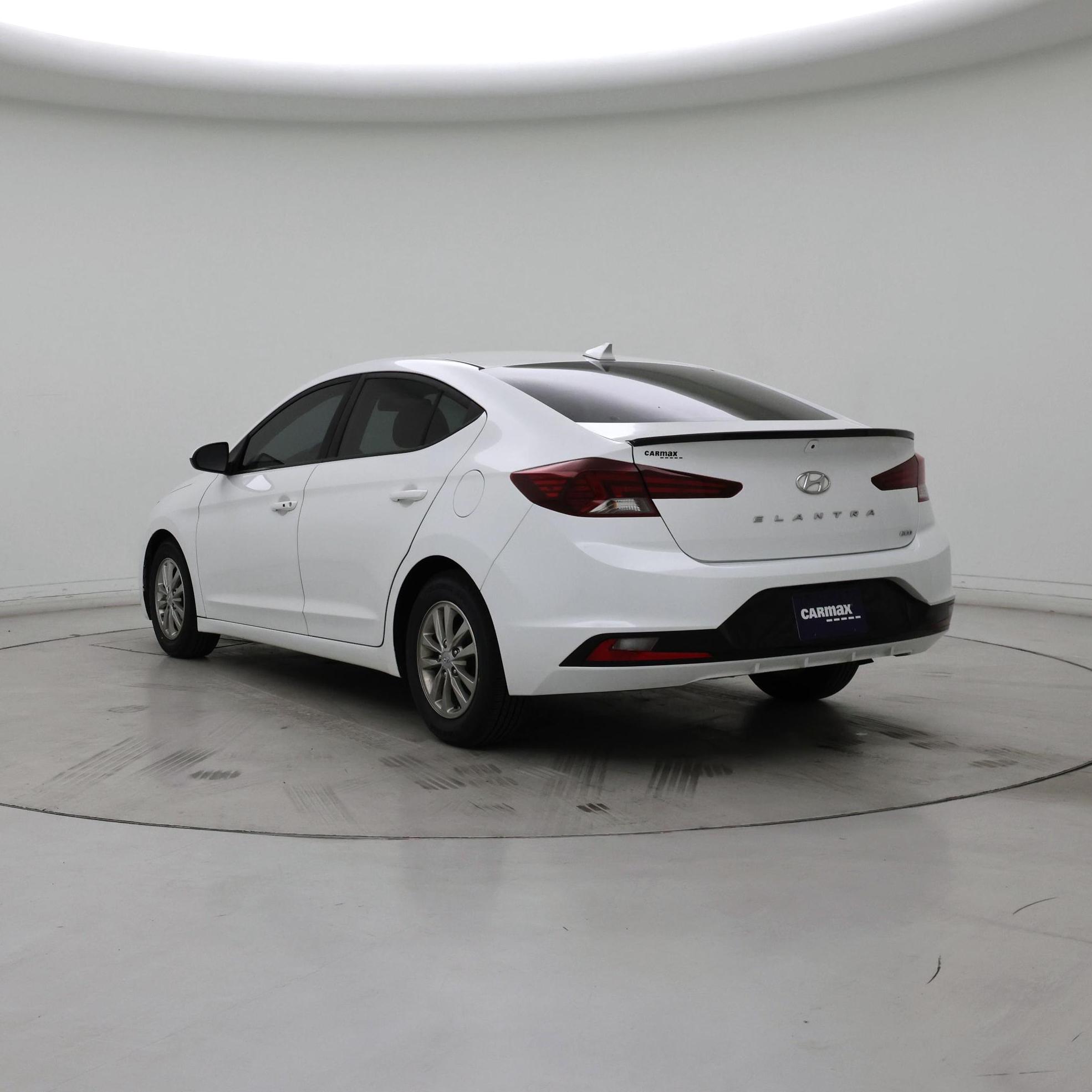 Thumbnail: 2019 Hyundai Elantra - 2