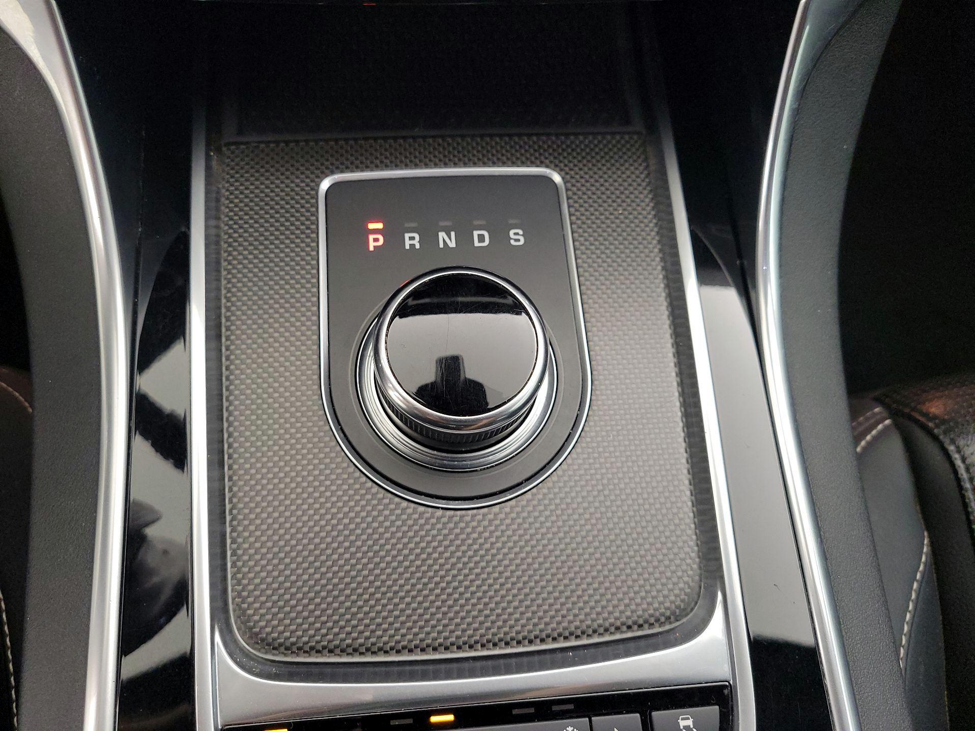 Thumbnail: 2017 Jaguar XE - 17