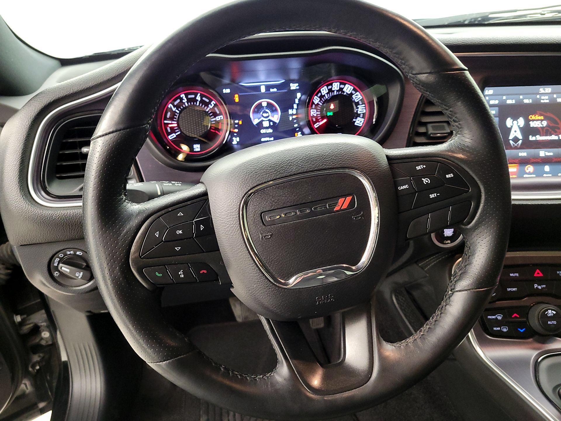 Thumbnail: 2018 Dodge Challenger - 10